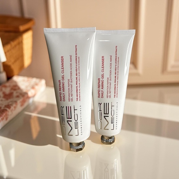 Dermelect Other - Set of 2 White Daily Facial Cleanser
